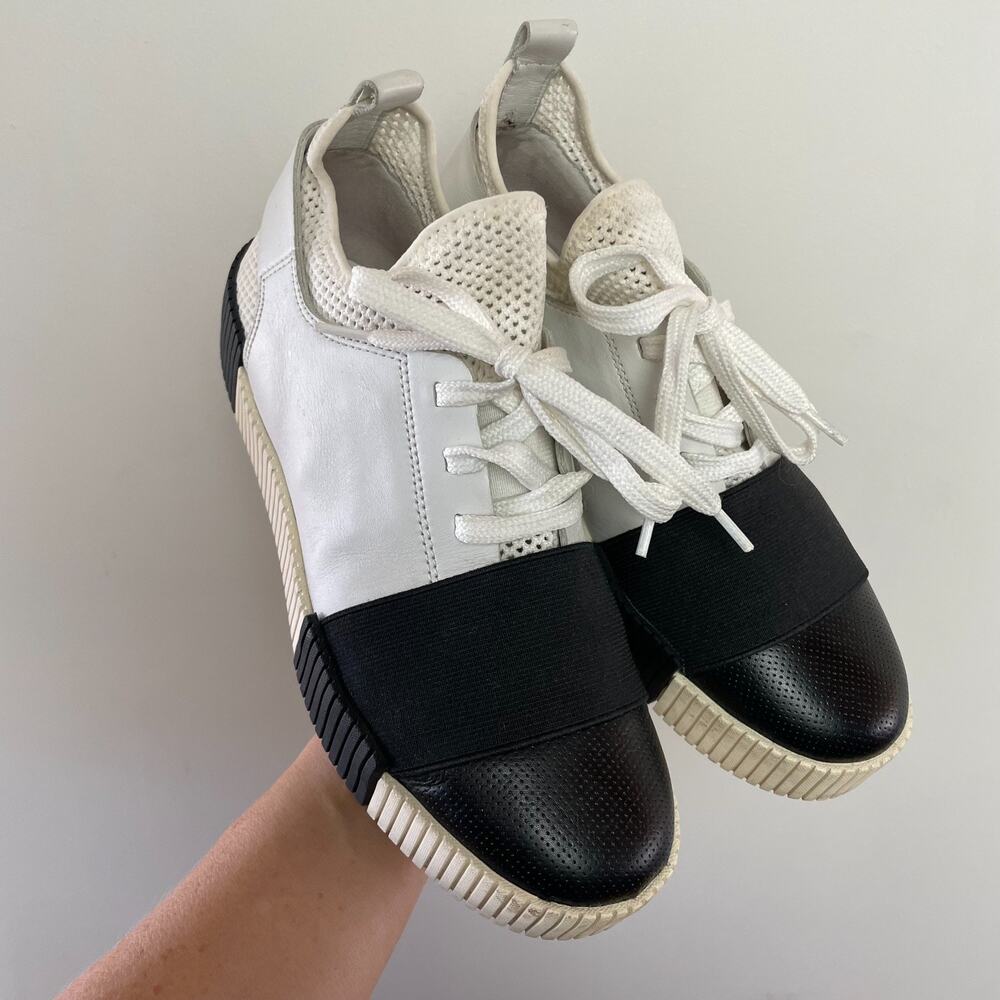 Marc Fisher Womens Leather Sneakers Size 7 Minimalist Colorblock Capsule